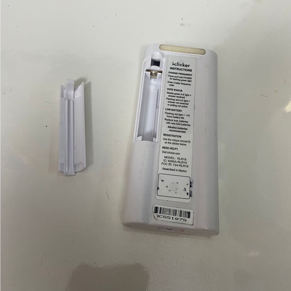 iClicker + Plus Student Response Remote Control Model RLR15 Tested - Picture 5 of 5